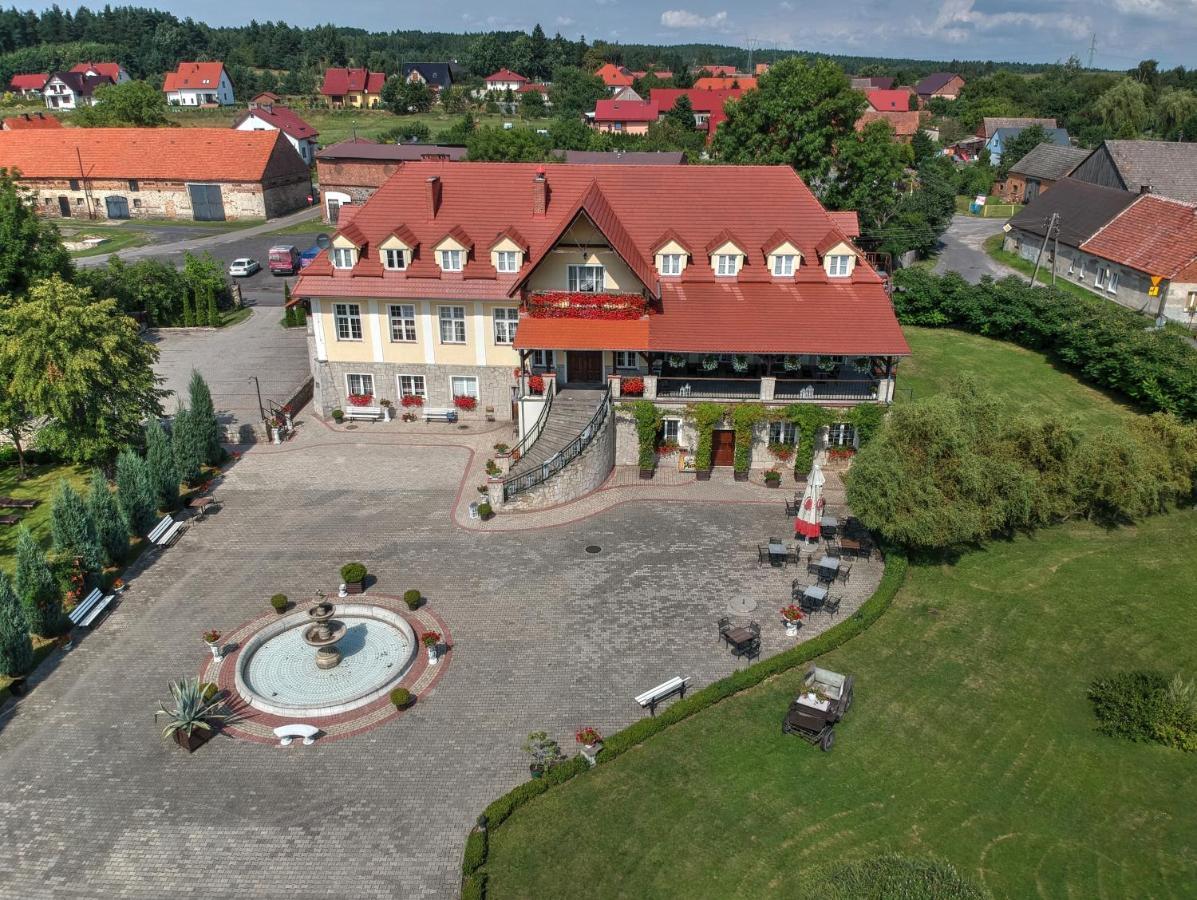 Zespół Pałacowo-Parkowy Bądzów Polkowice Exterior foto